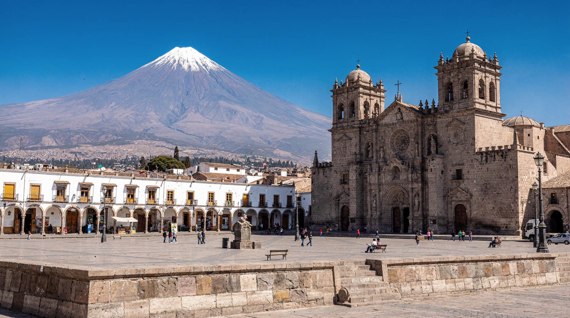 Cusco vs Arequipa: which southern Peru city should you prioritise? — Honest comparison of Cusco and Arequipa — altitude, attractions, food, costs, an