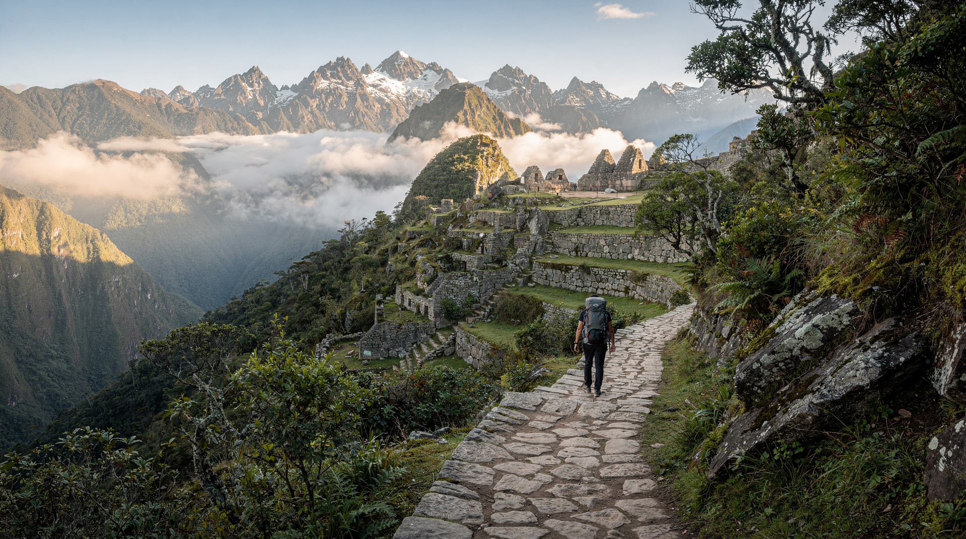 From Cusco: 4-Day Inca Trail Guided Trek to Machu Picchu