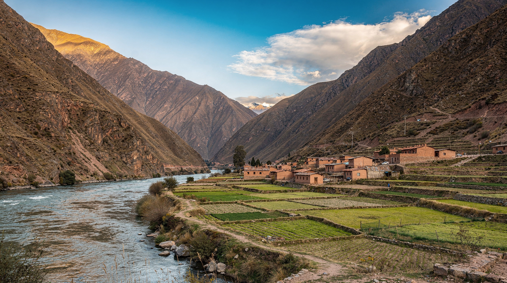 Sacred Valley day trip from Cusco — How to do the Sacred Valley as a day trip from Cusco — Pisac, Ollantaytambo, Chi